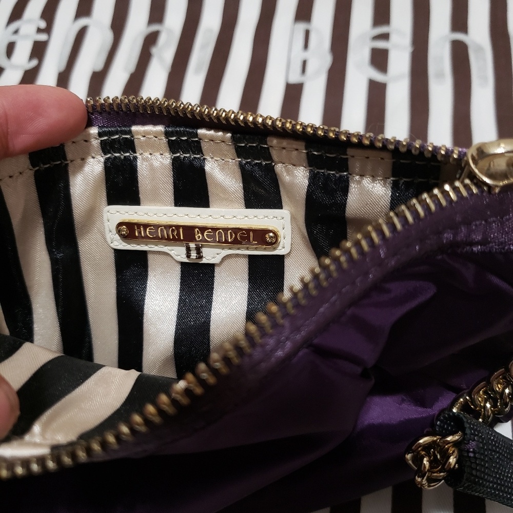 Henri Bendel wristlet - Picture 3 of 5